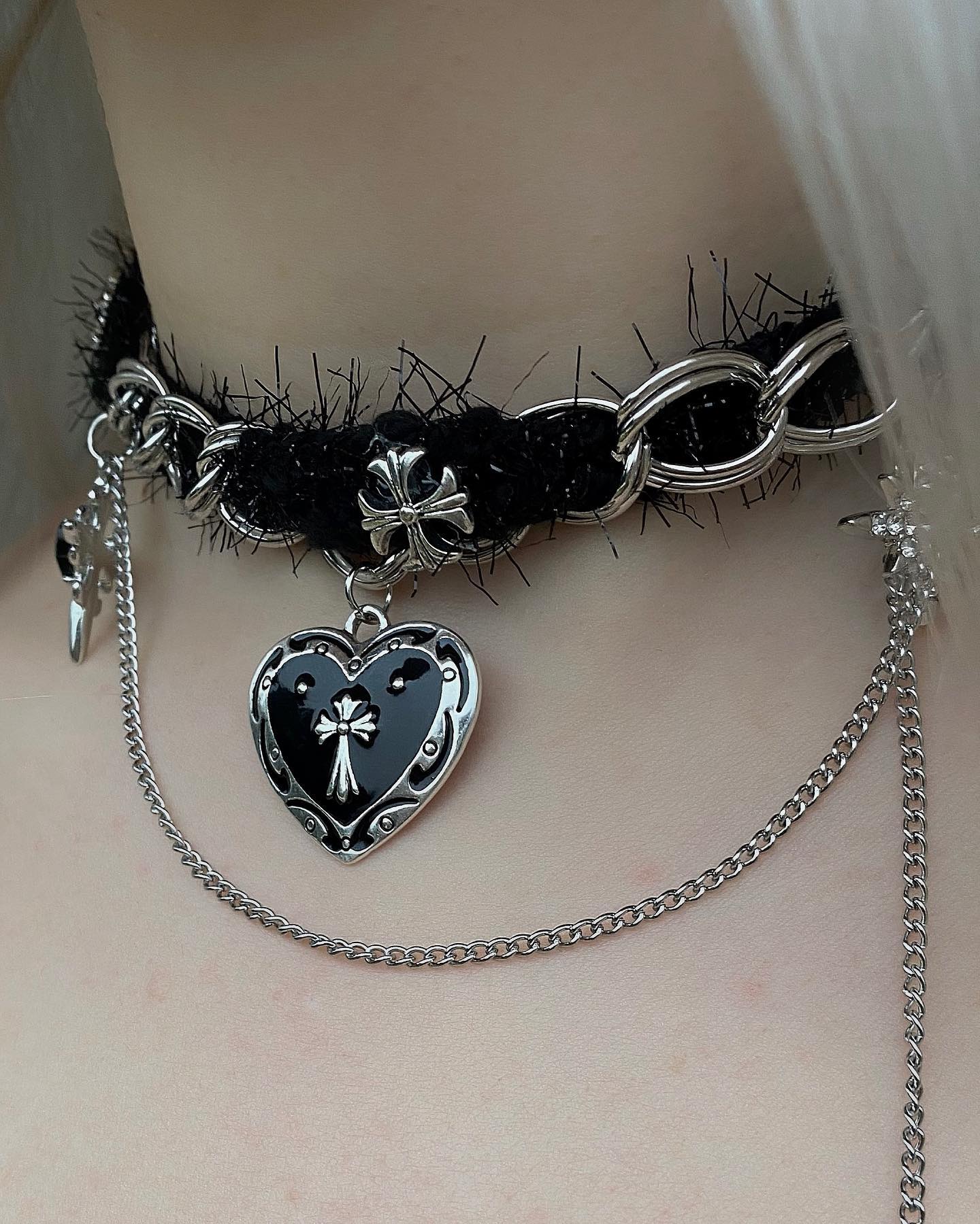 Gothic Lace Chain Choker with Black Heart & Dagger Charms