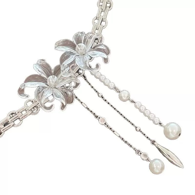 Floral Choker Necklace with Pearl Drops
