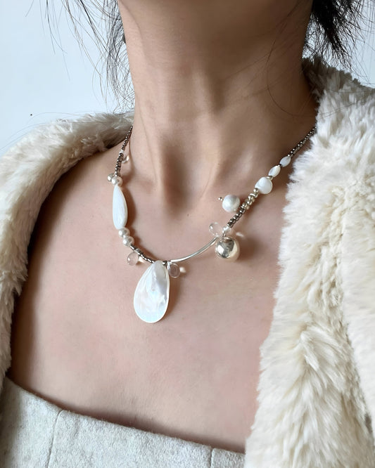 Mermaidcore Mother of The Pearl Necklace